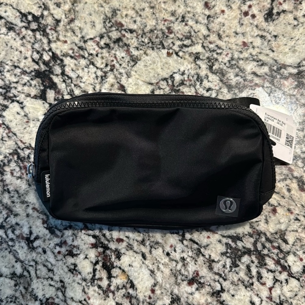 Lululemon belt bag